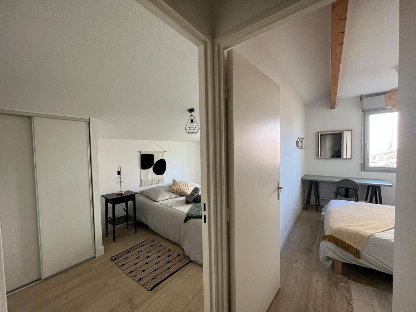 Beau T3 - Stationnement Prive Appartement
